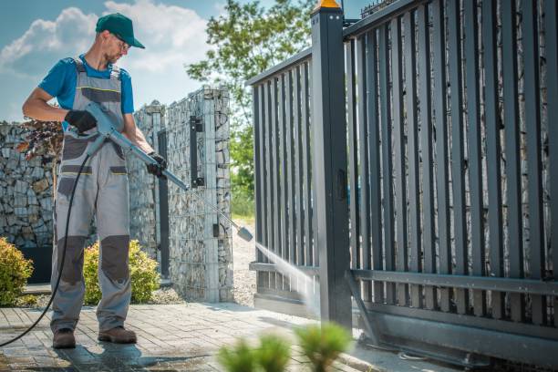 Best Animal Enclosure Cleaning  in Sa Loma, CA